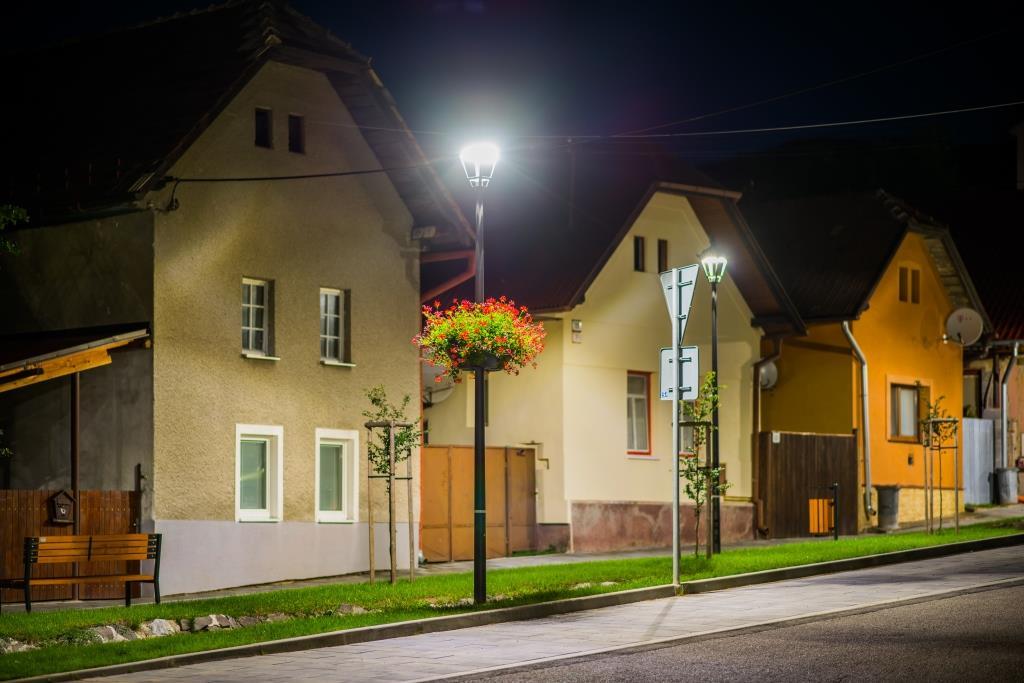 Fotogaléria Verejné osvetlenie v obci po dokončení (6) Verejné osvetlenie v obci po dokončení